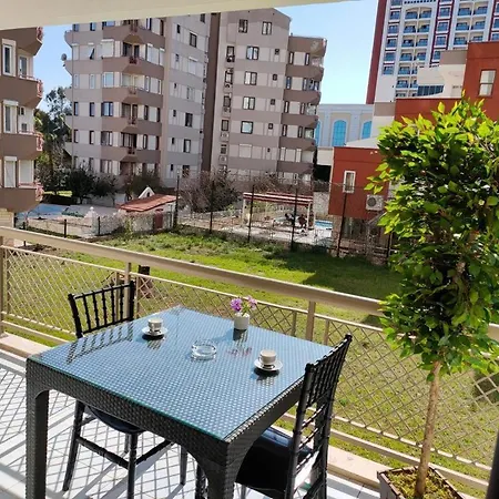 Lara Park Apartment