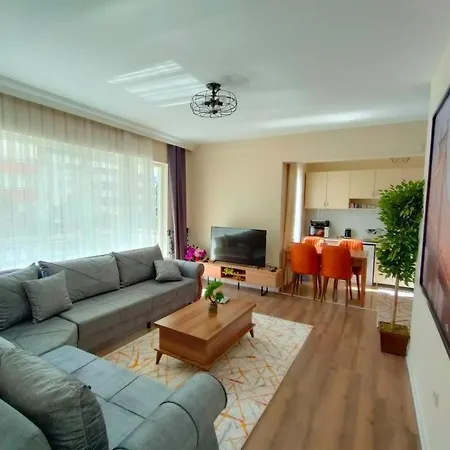 Lara Park Apartment *
