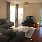 Lara Park Apartment