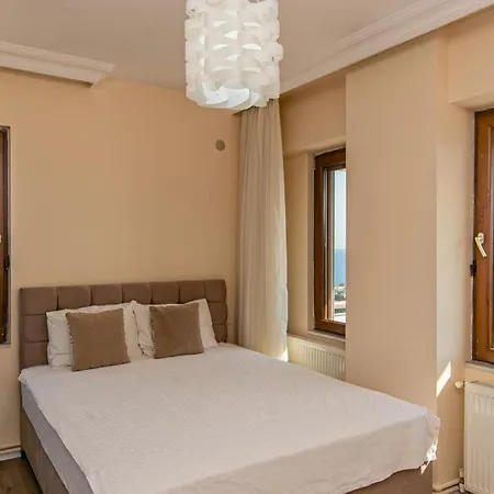 Apartman Lara Park *