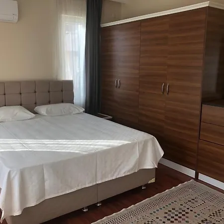 Apartman Lara Park